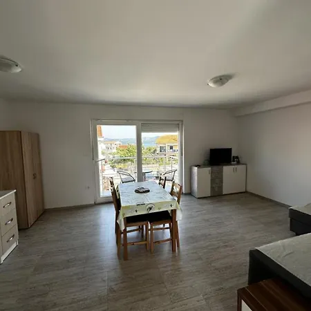Appartamento Blue - One Bedroom 3 Murter